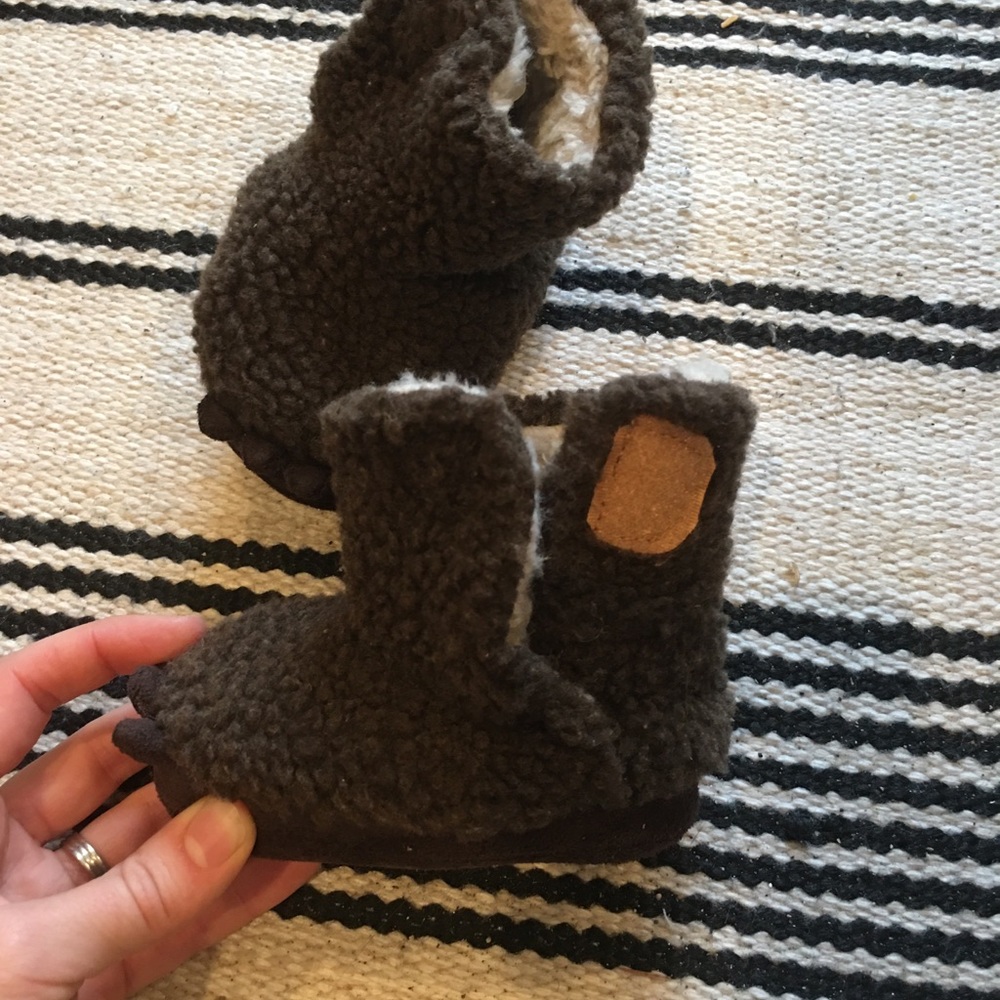 Sherpa Baby Booties